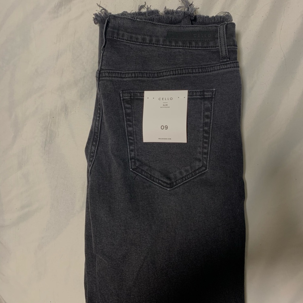 Brand new black ripped jeans!!